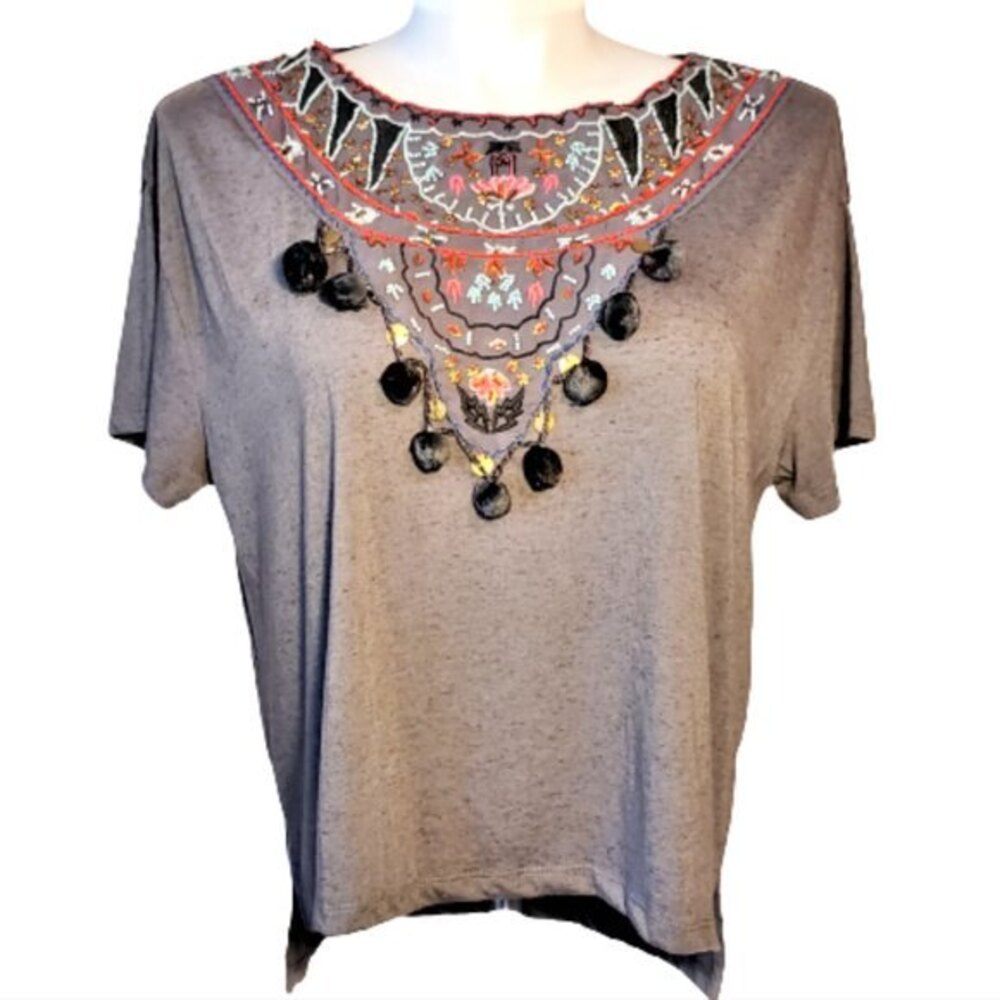 Ecote Urban Outfitters Boho Embroidered T-Shirt Top Size Medium Boxy High-Low